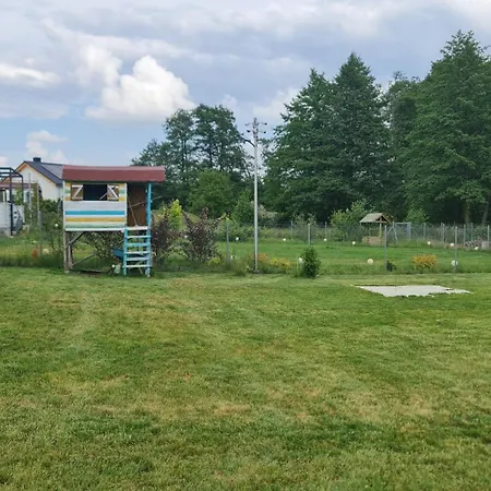 Nad Jeziorem Holiday home Prusim
