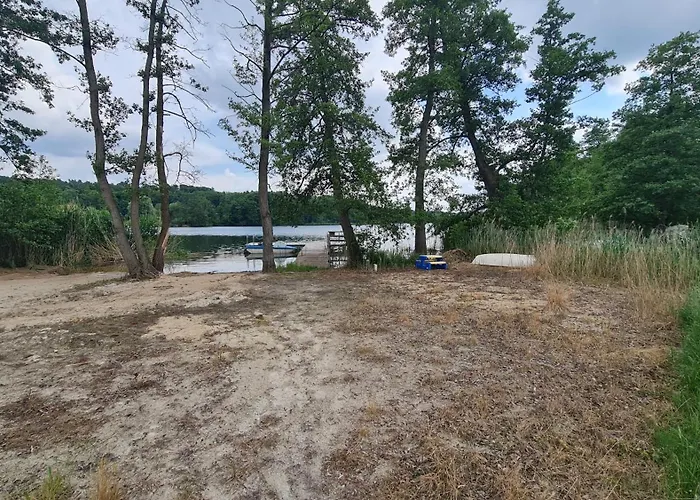 Nad Jeziorem Holiday home *